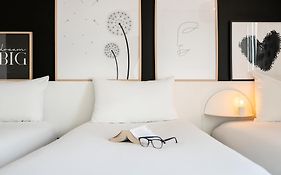 ibis Styles Paris Gare de l'Est Château Landon